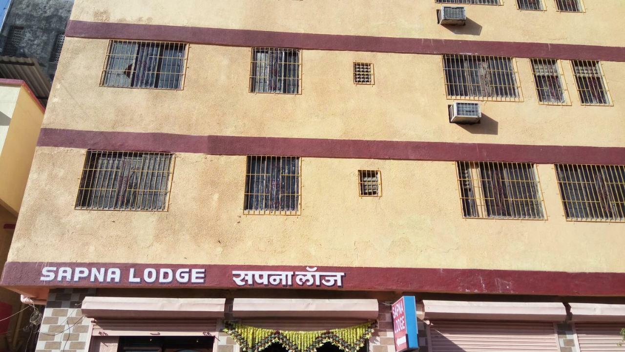 Hotel Sapna Lodge Vashi Esterno foto