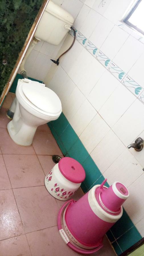 Hotel Sapna Lodge Vashi Esterno foto